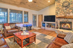 3 Mi to Golf Course Show Low Escape with Fire Pit